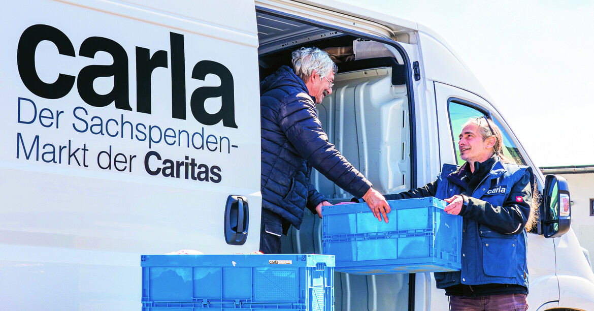 Das Carla Transport-Team liefert Ware zu Carla-Shops in der ganzen Steiermark, damit diese laufend gut bestückt sind. Das Carla Transport-Team liefert Ware zu Carla-Shops in der ganzen Steiermark, damit diese laufend gut bestückt sind.